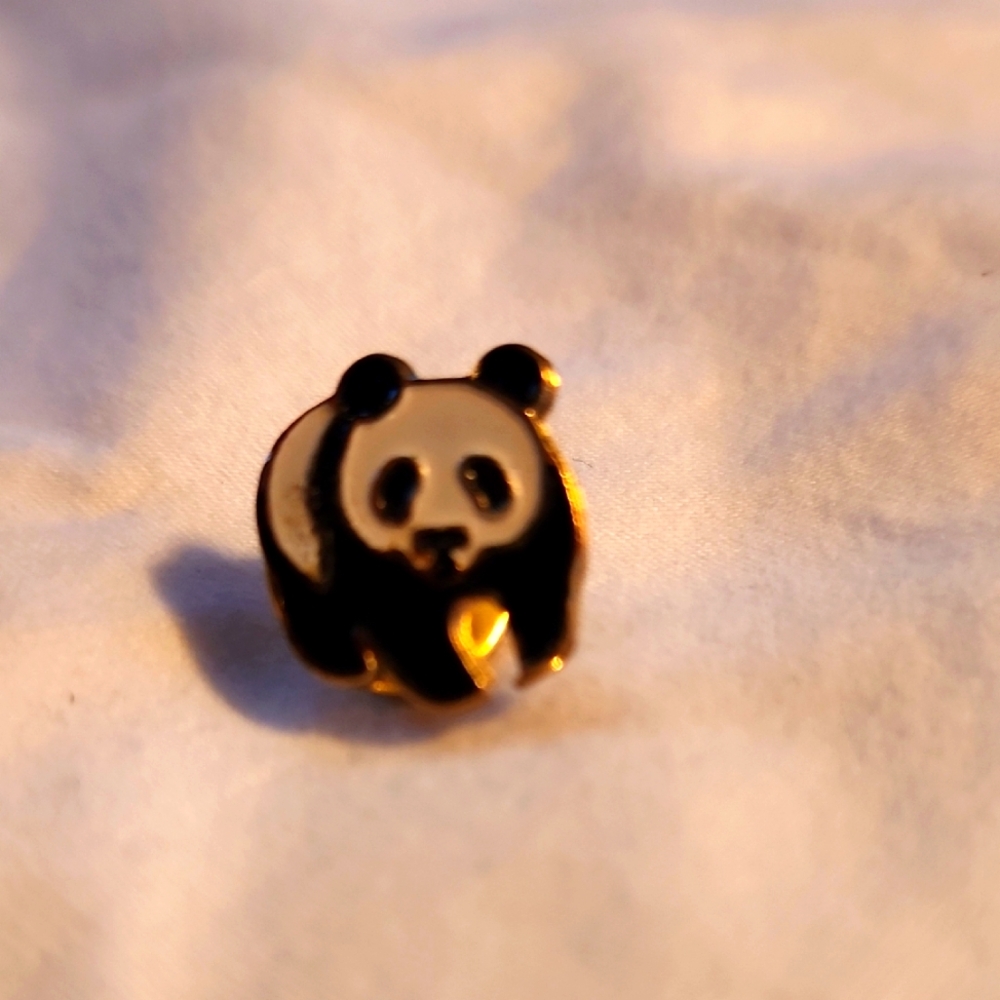 Cute Panda Enamel Lapel/Hat Pin  Jewelry/Accessories